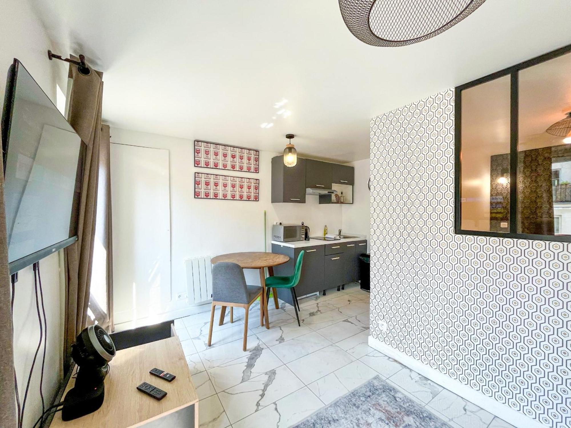 Appartamento 143 - Urban Charming Flat In Center Of