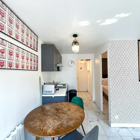 143 - Urban Charming Flat In Center Of