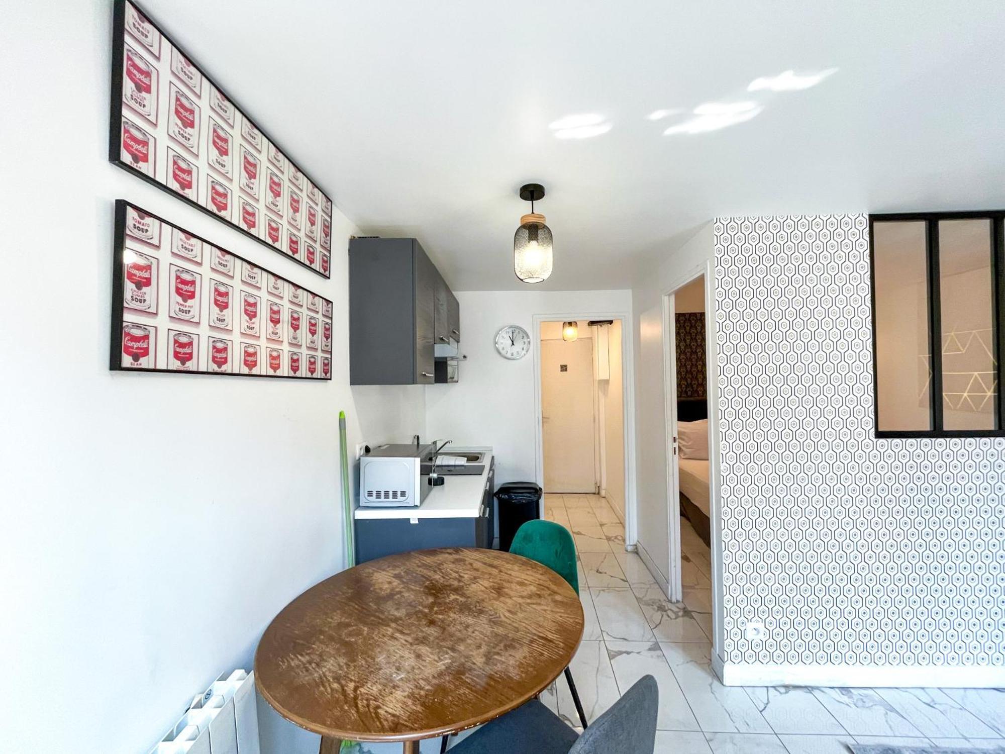 143 - Urban Charming Flat In Center Of